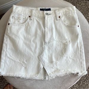 Lucky white denim skirt!